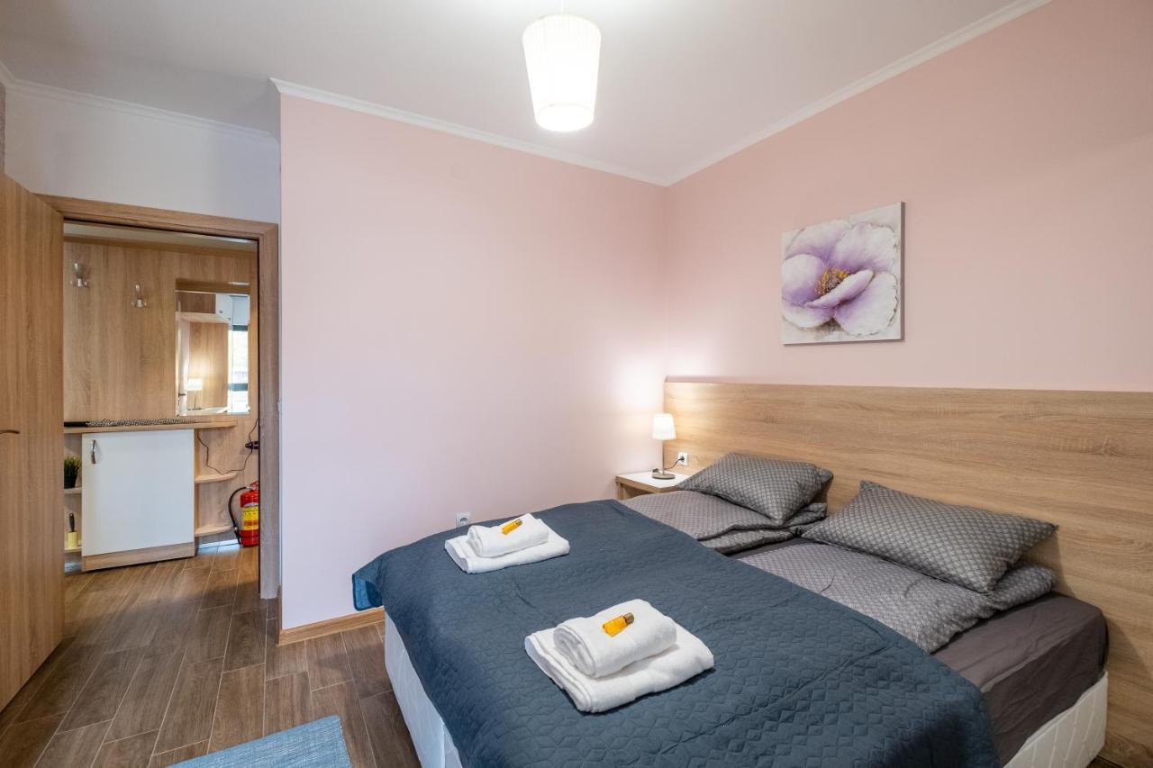 Chic 1Br Flat - Technical University & Hospital Sofia Ngoại thất bức ảnh